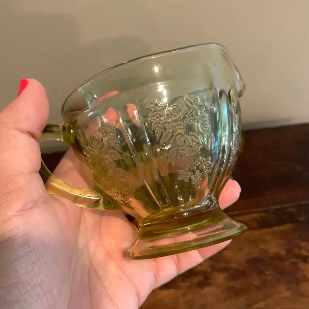 Depression Era Indiana Federal Glass mismatched creamer & sugar set yellow/amber